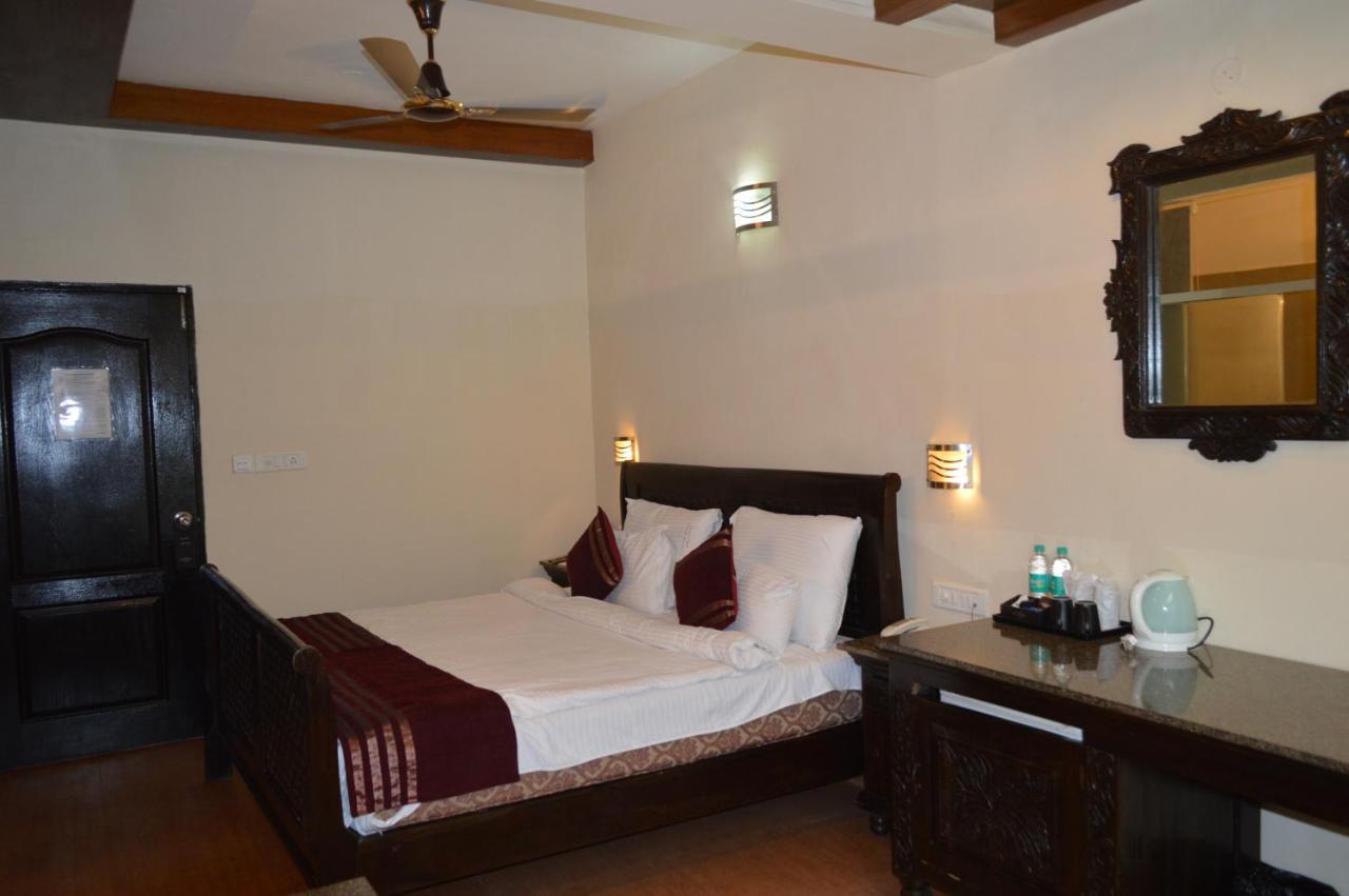 Grandeur De Sanchi- Luxury Beach Resort & Spa Калангуте Екстериор снимка