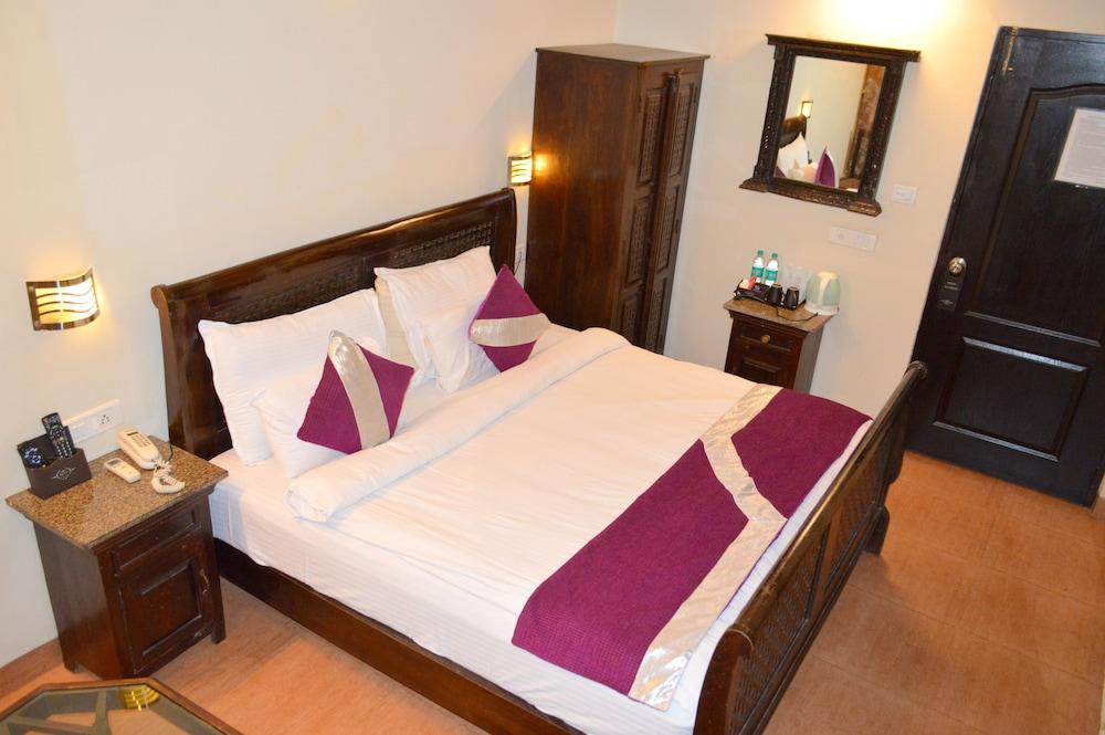 Grandeur De Sanchi- Luxury Beach Resort & Spa Калангуте Екстериор снимка