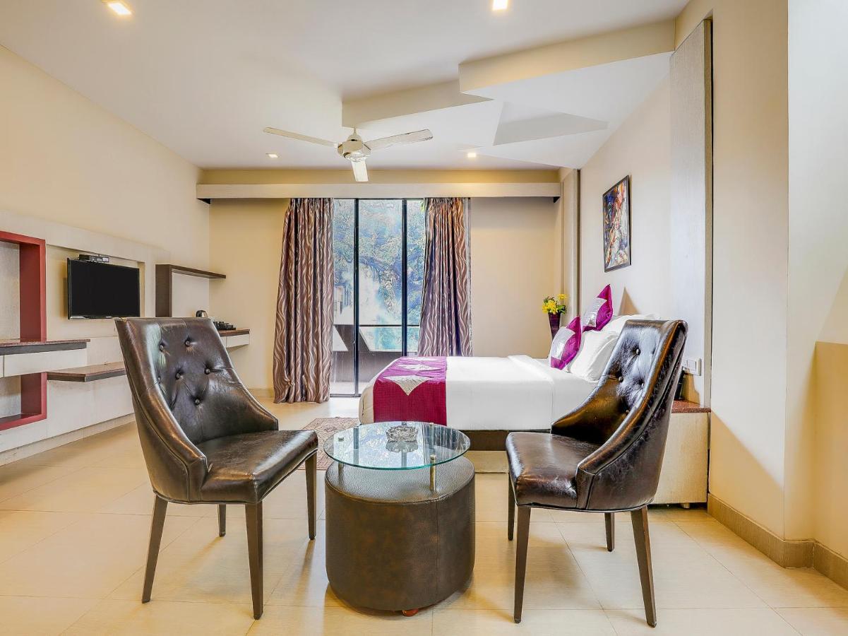 Grandeur De Sanchi- Luxury Beach Resort & Spa Калангуте Екстериор снимка