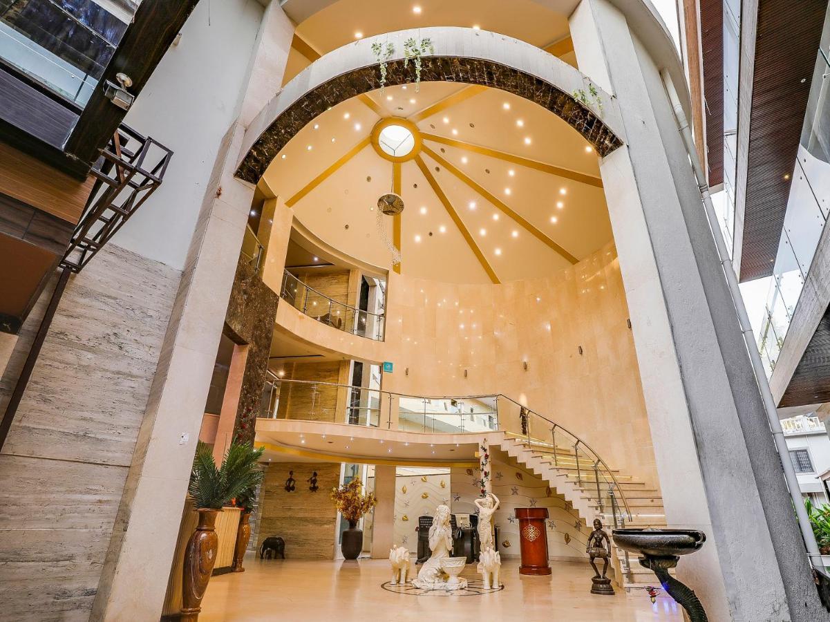 Grandeur De Sanchi- Luxury Beach Resort & Spa Калангуте Екстериор снимка